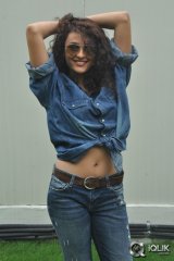 Seerat Kapoor at Run Raja Run Press Meet